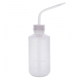 Shampoo rinsing bottle - sprinkler