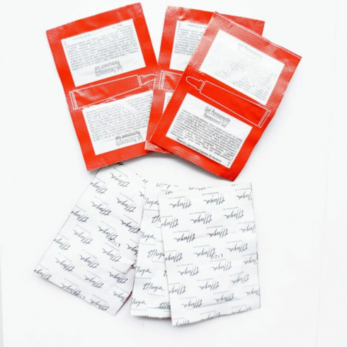  Thuya eyebrows Żel permanentny w saszetkach do trwałej i prostowania brwi Thuya - 2 saszetki THUYA 22 - 1