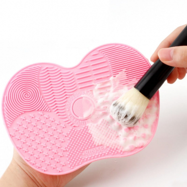  Accessories Silicone mat for brush cleaning from Lash Brow Lash Brow 14.31 - 2